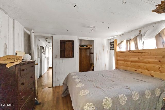 5020 Kingsport Highway, Afton, TN 37616