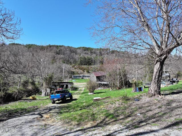5020 Kingsport Highway, Afton, TN 37616