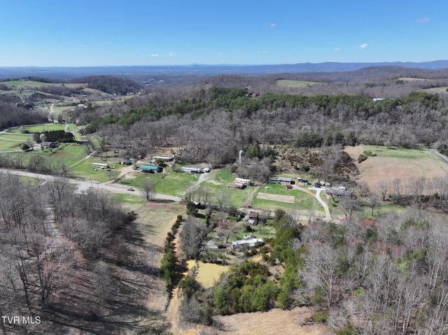 5020 Kingsport Highway, Afton, TN 37616