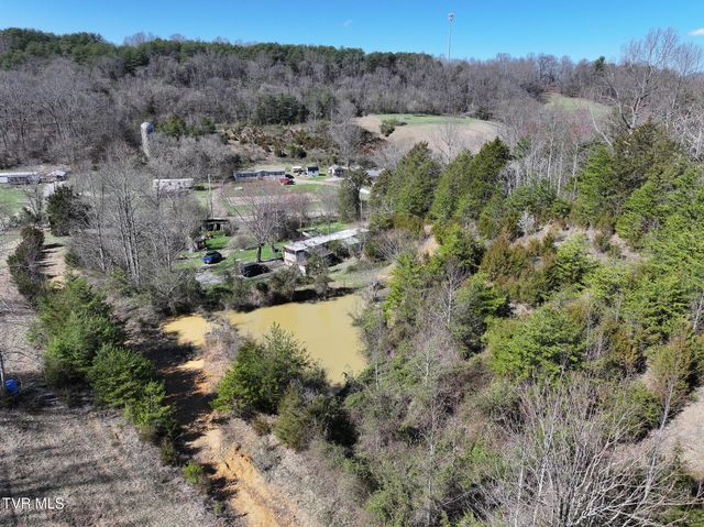 5020 Kingsport Highway, Afton, TN 37616