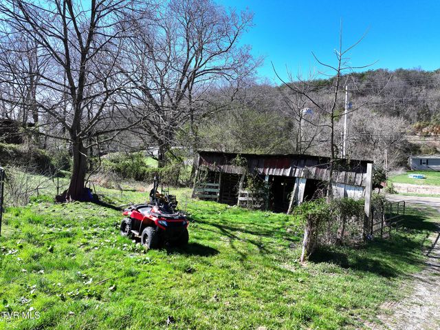 5020 Kingsport Highway, Afton, TN 37616