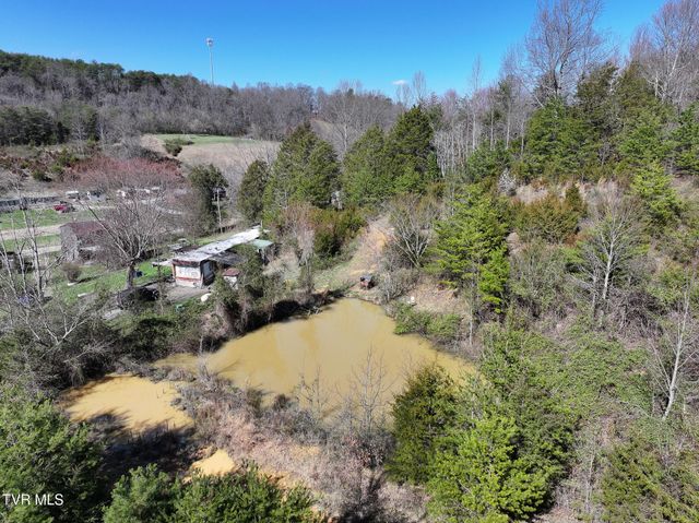 5020 Kingsport Highway, Afton, TN 37616