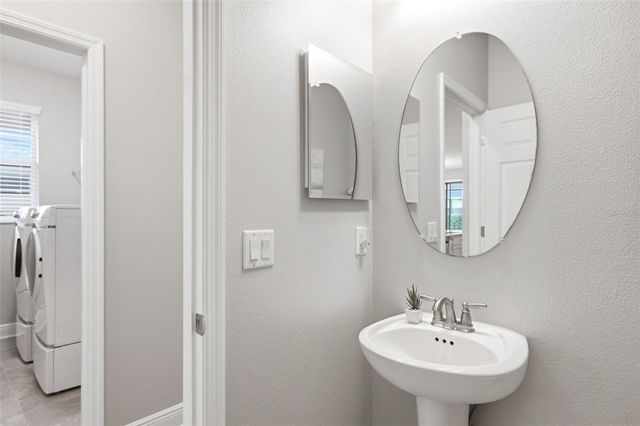 30040 SOUTHWELL LANE, Wesley Chapel, FL 33543