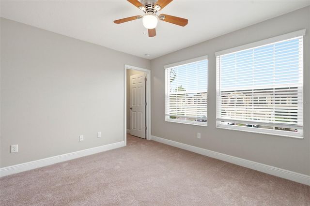 30040 SOUTHWELL LANE, Wesley Chapel, FL 33543