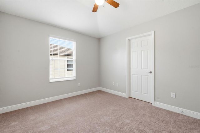 30040 SOUTHWELL LANE, Wesley Chapel, FL 33543