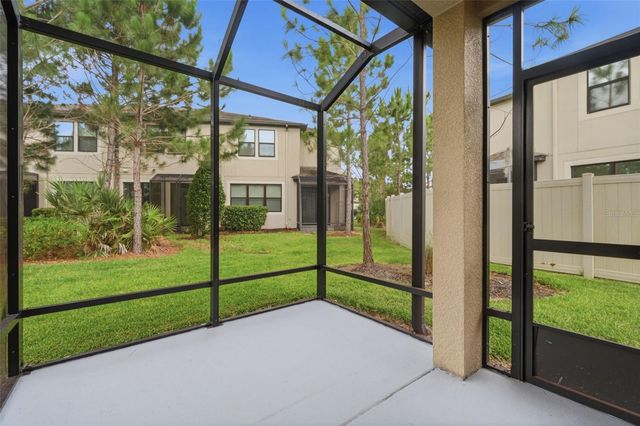 30040 SOUTHWELL LANE, Wesley Chapel, FL 33543