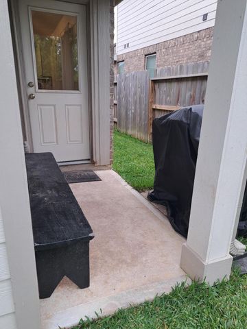 19384 Villa Mesa Drive, New Caney, TX 77357