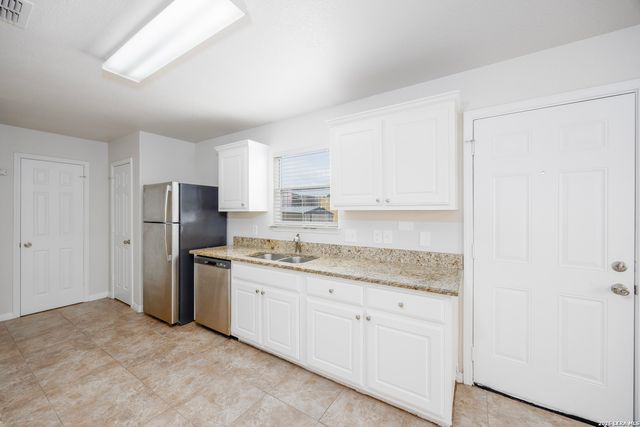 5851 Wildcat Canyon, San Antonio, TX 78252