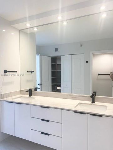 3530 Mystic Pointe Dr 702, Aventura, FL 33180