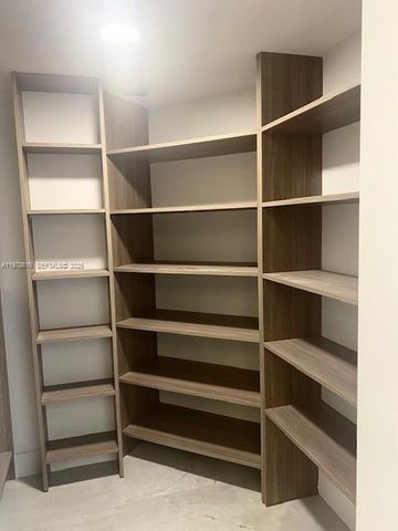 3530 Mystic Pointe Dr 702, Aventura, FL 33180