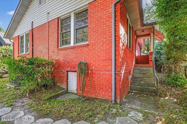 1111 INWOOD Terrace, Jacksonville, FL 32207