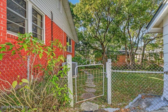 1111 INWOOD Terrace, Jacksonville, FL 32207