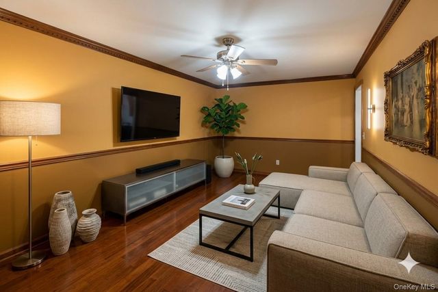 3234 Colden Avenue, Bronx, NY 10469