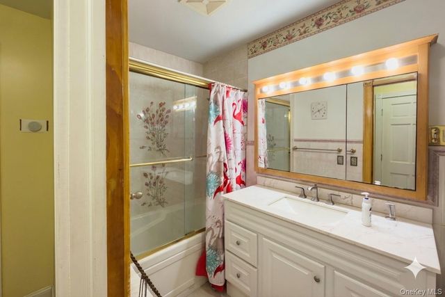 3234 Colden Avenue, Bronx, NY 10469