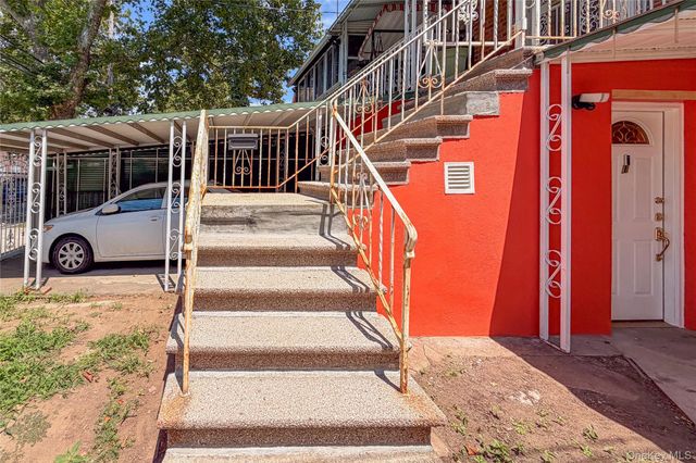 3234 Colden Avenue, Bronx, NY 10469