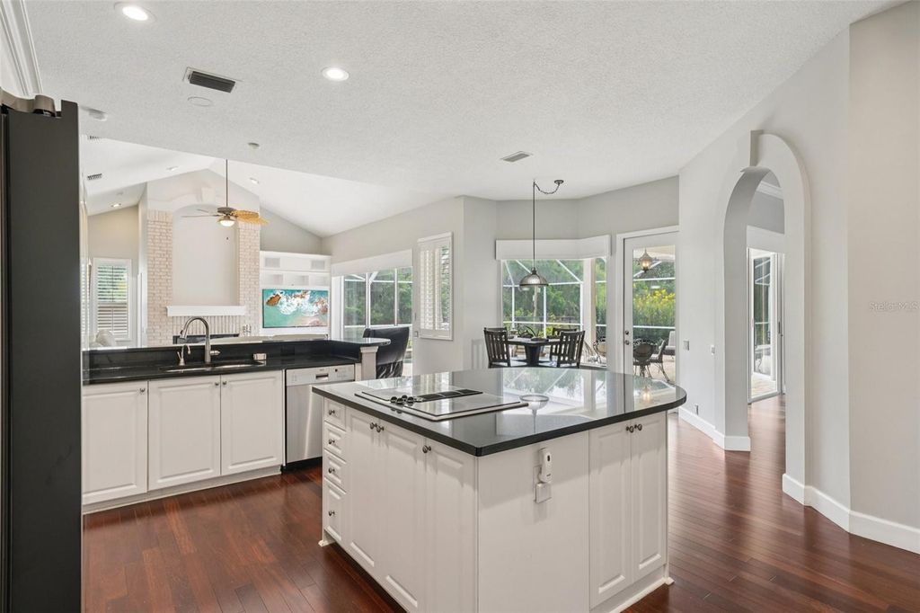 Image 12 of property listing at 4941 KYLEMORE COURT, Palm Harbor, FL 34685