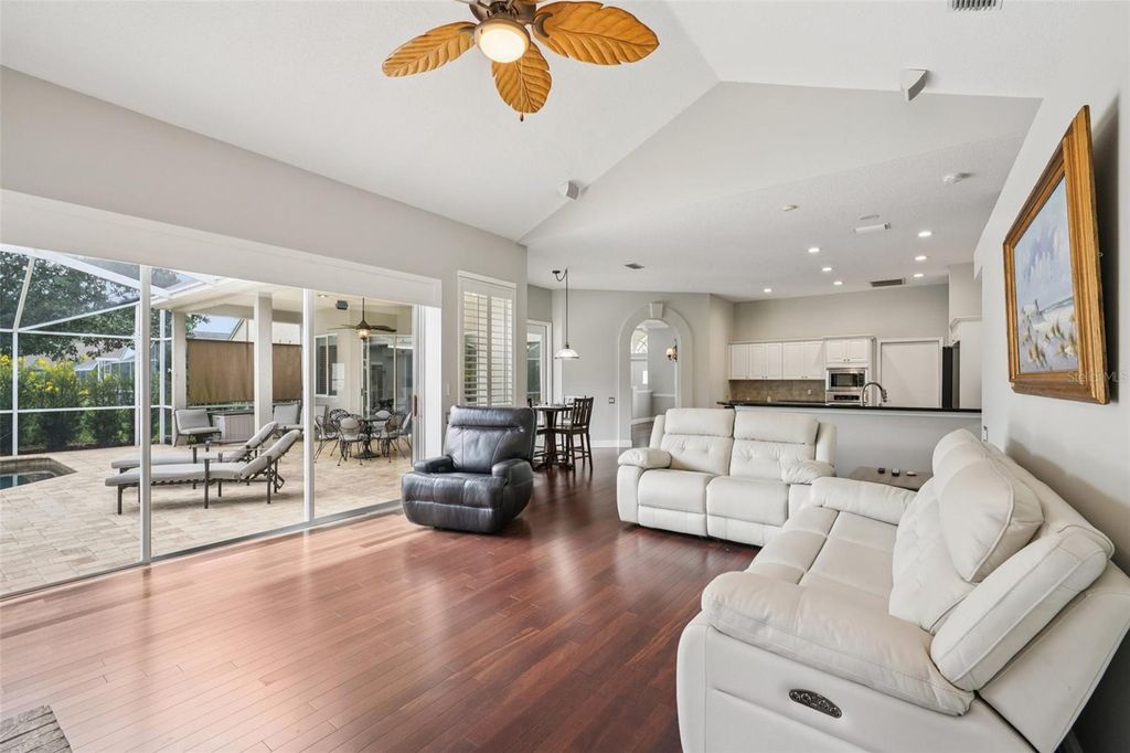 Image 20 of property listing at 4941 KYLEMORE COURT, Palm Harbor, FL 34685