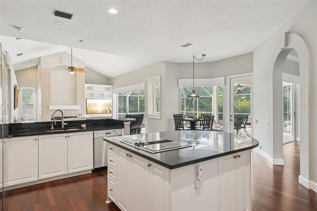 Image 9 of property listing at 4941 KYLEMORE COURT, Palm Harbor, FL 34685