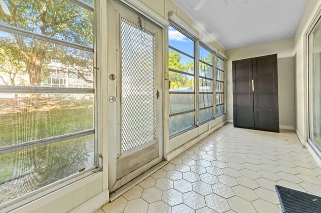 2103 Lucaya Bend E1, Coconut Creek, FL 33066