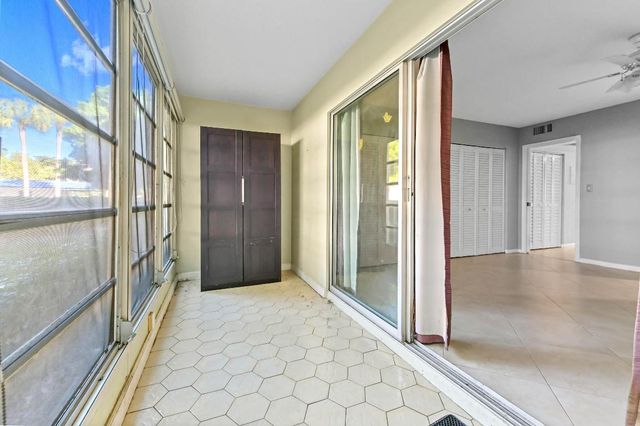 2103 Lucaya Bend E1, Coconut Creek, FL 33066