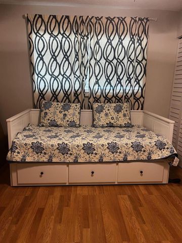 3755 Via Poinciana 304, Lake Worth, FL 33467