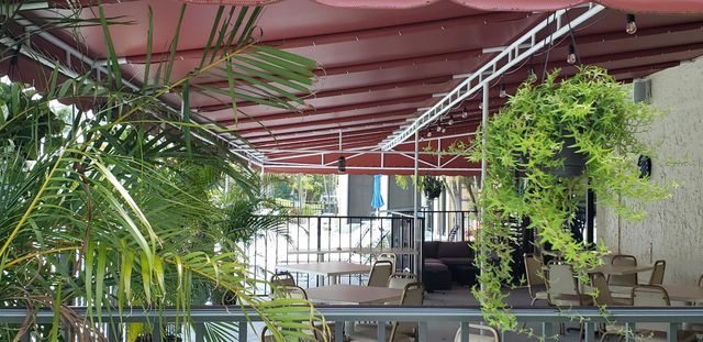 3755 Via Poinciana 304, Lake Worth, FL 33467