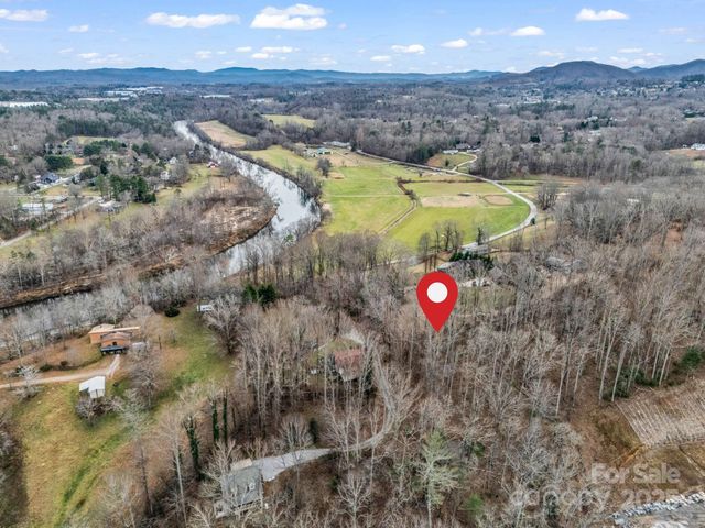 660 Glenn Bridge Road, Arden, NC 28704