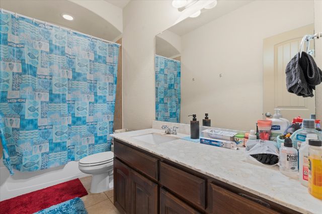 1313 MEADOWLAKES Drive, Azle, TX 76020