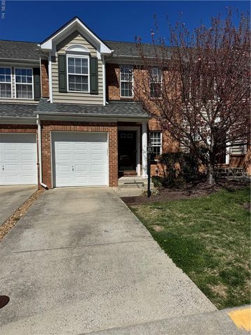 104 Daniels DR, Yorktown, VA 23690