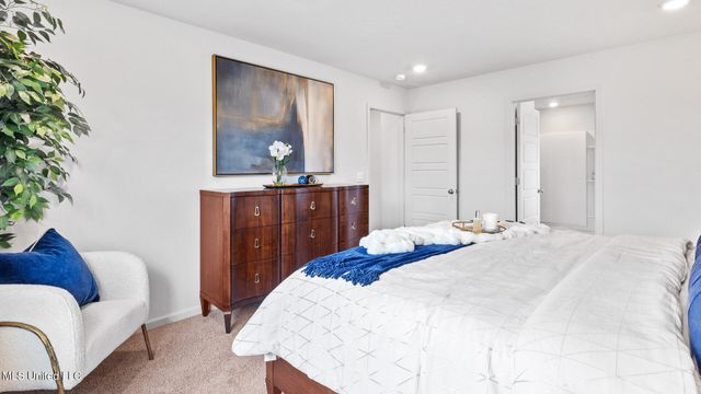 809 Fairway Avenue, Byram, MS 39272