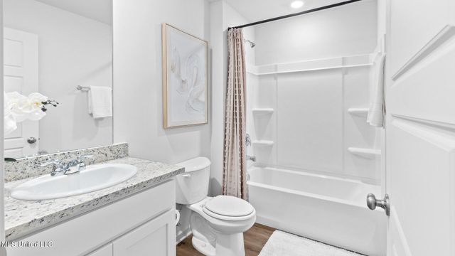 809 Fairway Avenue, Byram, MS 39272