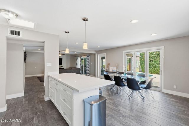 8310 E DEVONSHIRE Avenue, Scottsdale, AZ 85251