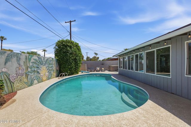 8310 E DEVONSHIRE Avenue, Scottsdale, AZ 85251