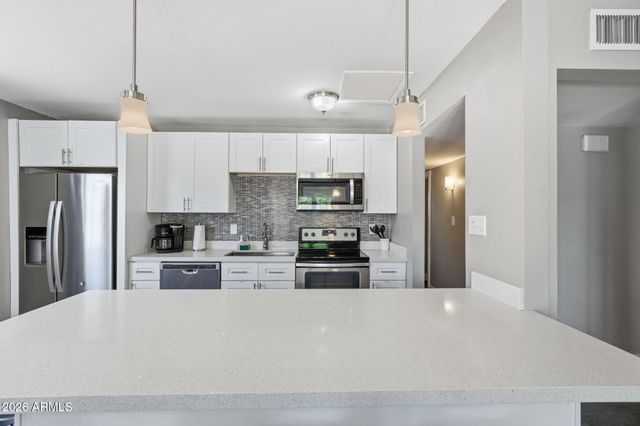 8310 E DEVONSHIRE Avenue, Scottsdale, AZ 85251