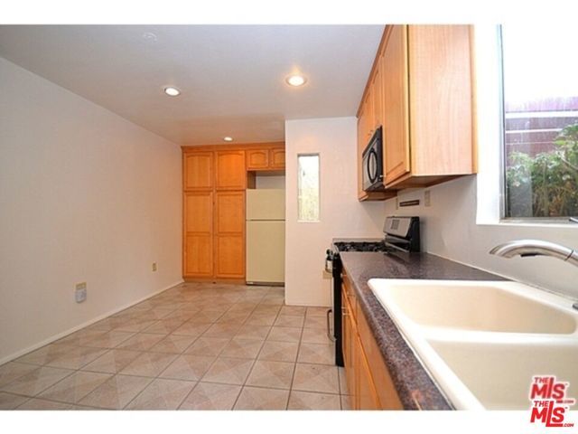 429 S Orange Drive, Los Angeles, CA 90036