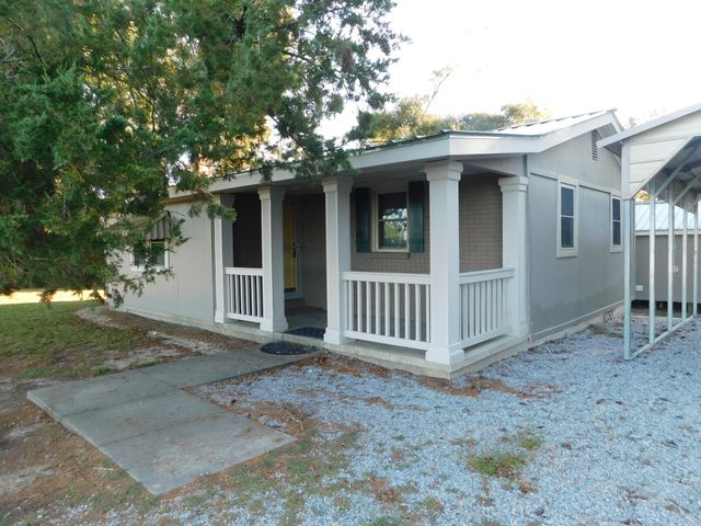 29 Kirkley Rd., Collins, MS 39428