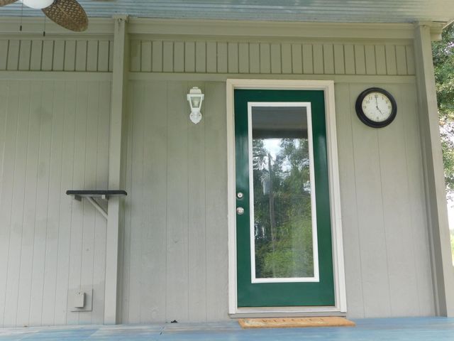 29 Kirkley Rd., Collins, MS 39428