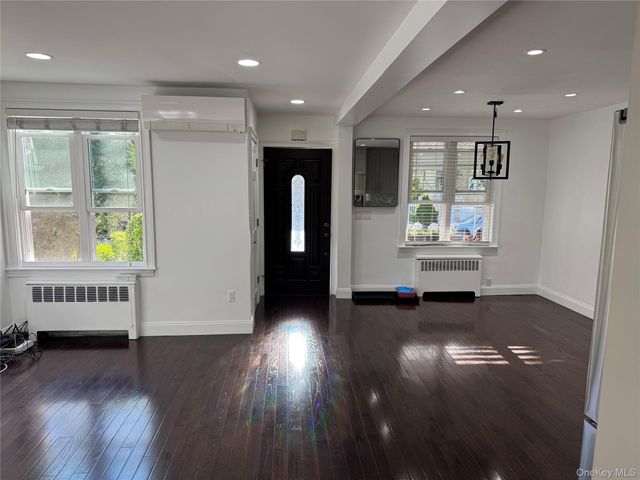 2742 Tenbroeck Avenue, Bronx, NY 10469