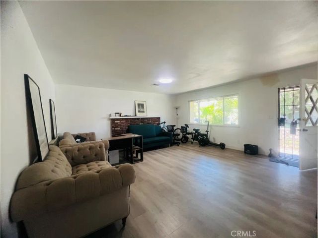 556 W Campus View, Riverside, CA 92507