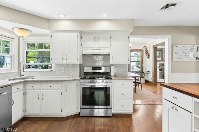 912 Rahway Ave, Westfield Town, NJ 07090