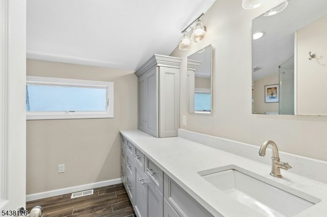 912 Rahway Ave, Westfield Town, NJ 07090