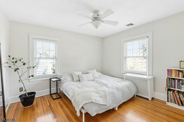912 Rahway Ave, Westfield Town, NJ 07090