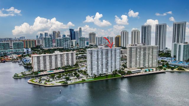 500 Bayview Drive 727, Sunny Isles Beach, FL 33160