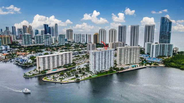 500 Bayview Drive 727, Sunny Isles Beach, FL 33160