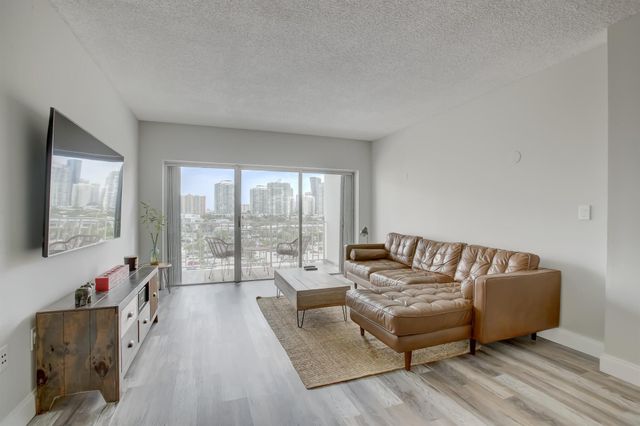 500 Bayview Drive 727, Sunny Isles Beach, FL 33160