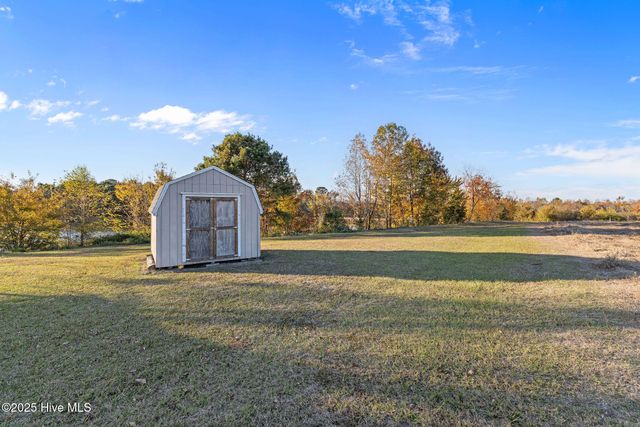 625 Garner Chapel Road, Mount Olive, NC 28365