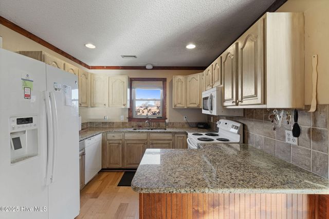 625 Garner Chapel Road, Mount Olive, NC 28365