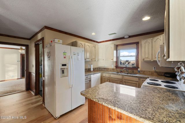 625 Garner Chapel Road, Mount Olive, NC 28365