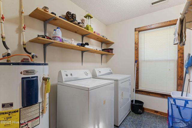 625 Garner Chapel Road, Mount Olive, NC 28365