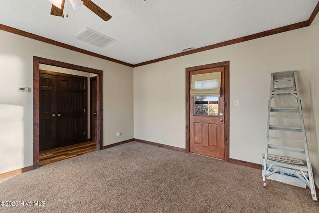 625 Garner Chapel Road, Mount Olive, NC 28365